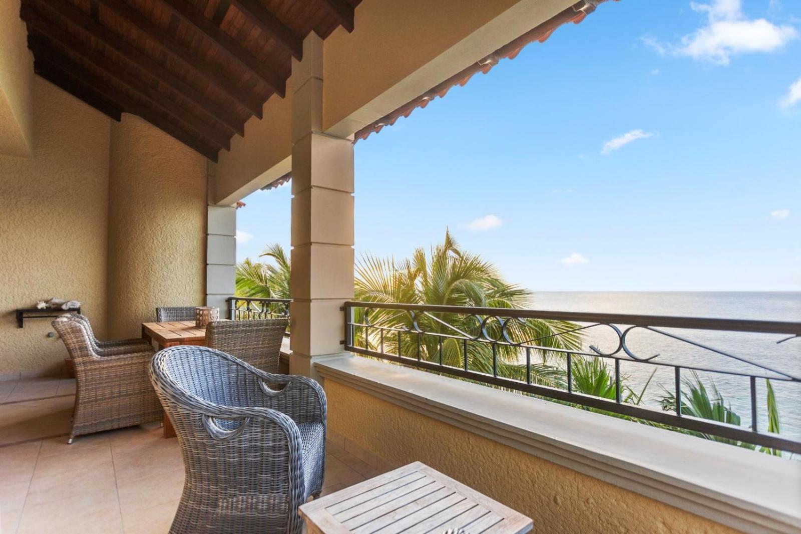 The Bellafonte - Luxury Oceanfront Hotel Kralendijk Eksteriør bilde