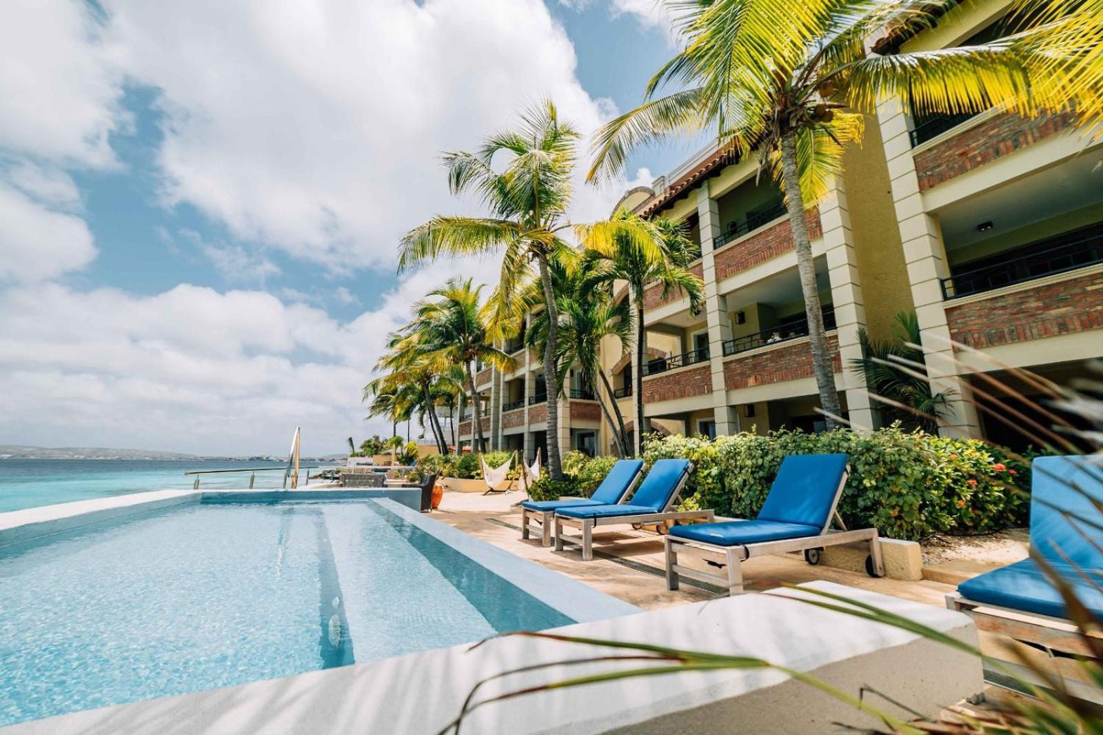 The Bellafonte - Luxury Oceanfront Hotel Kralendijk Eksteriør bilde