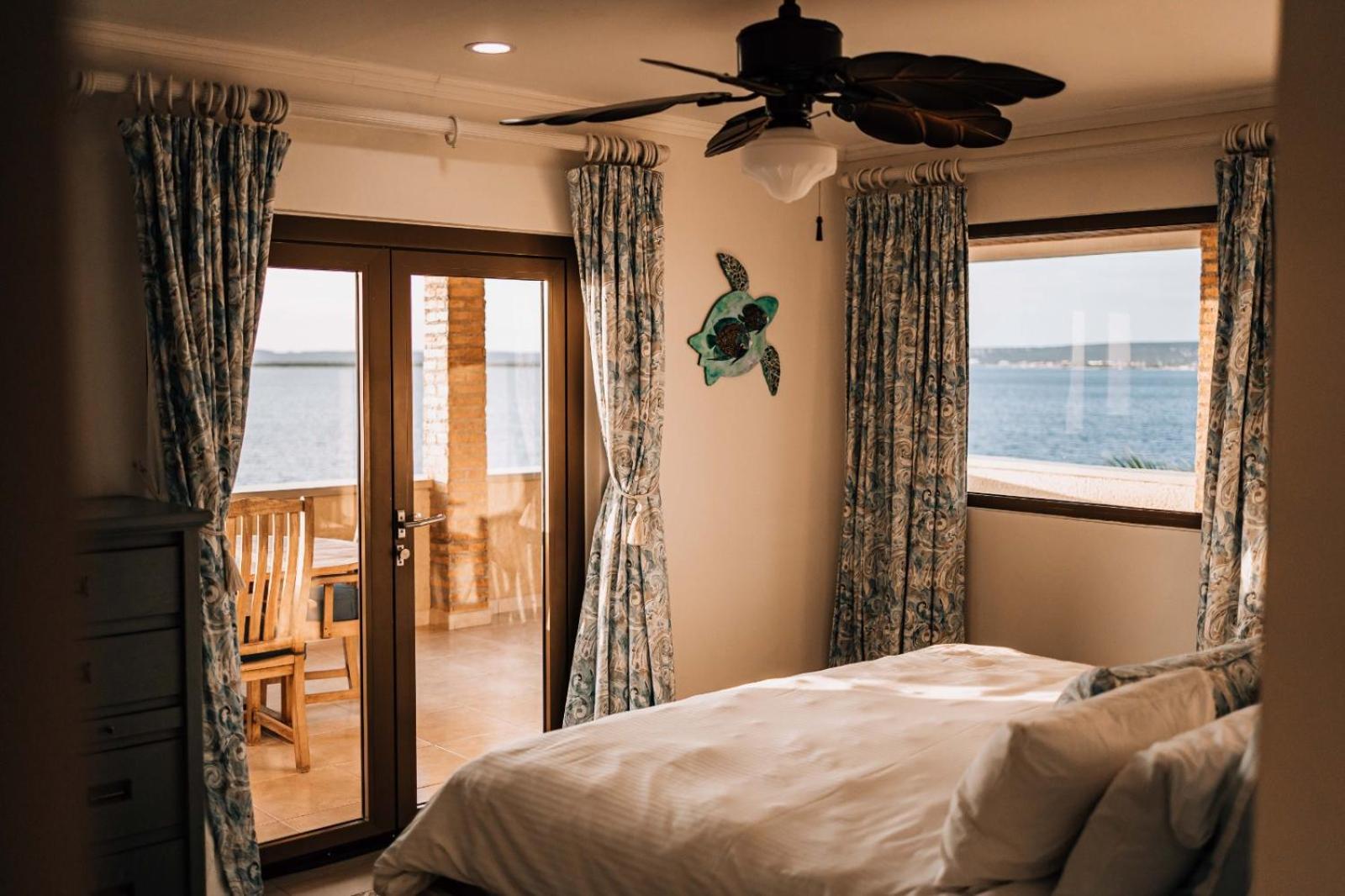 The Bellafonte - Luxury Oceanfront Hotel Kralendijk Eksteriør bilde