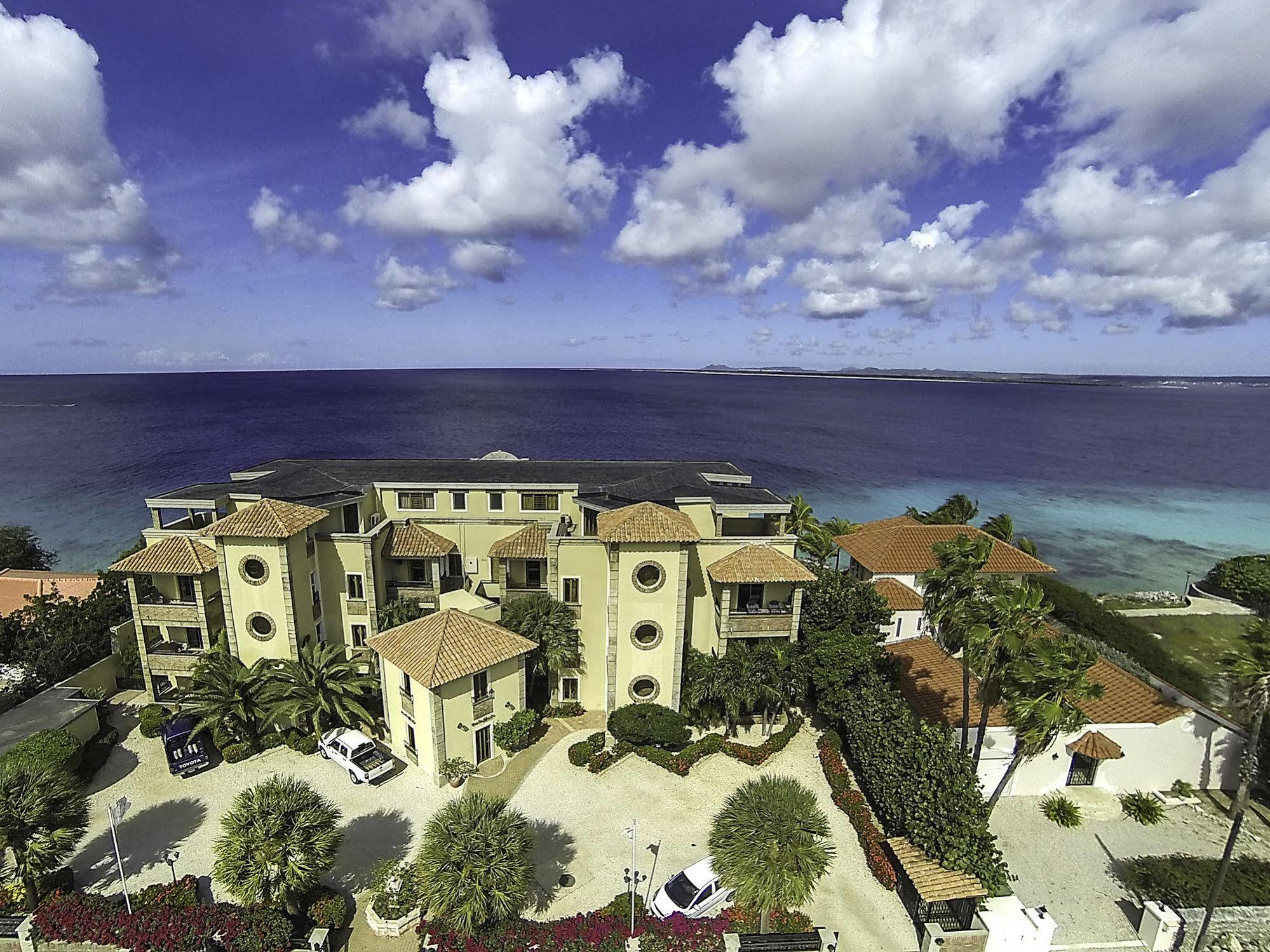 The Bellafonte - Luxury Oceanfront Hotel Kralendijk Eksteriør bilde